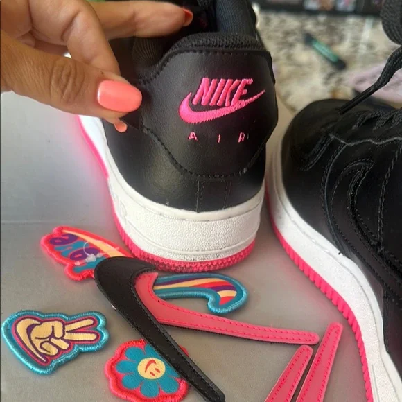 Nike Black and Pink Air Force One interchangeable Low-Top Sneakers - Picture 5 of 10